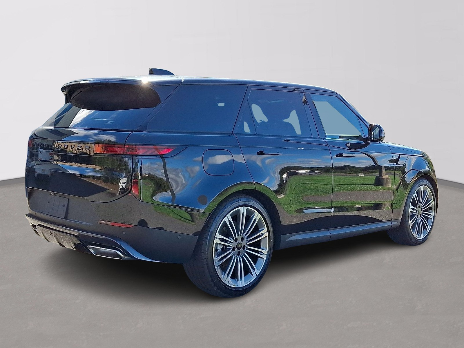 New 2027 Land Rover Range Rover Sport SE AWD/4WD image 3