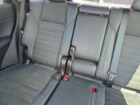 Used 2023 Mitsubishi Outlander SE FWD image 13