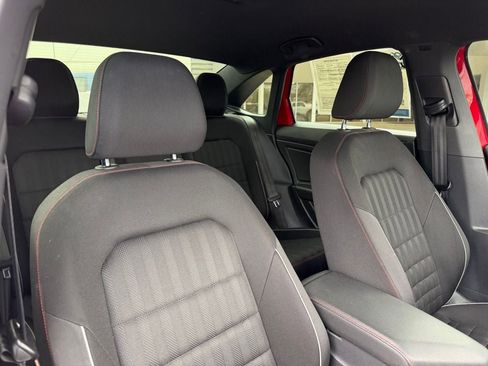 Used 2020 Volkswagen Jetta GLI image 19