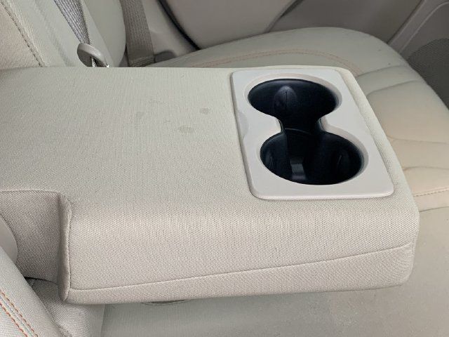 Used 2020 Jeep Cherokee Latitude FWD image 36