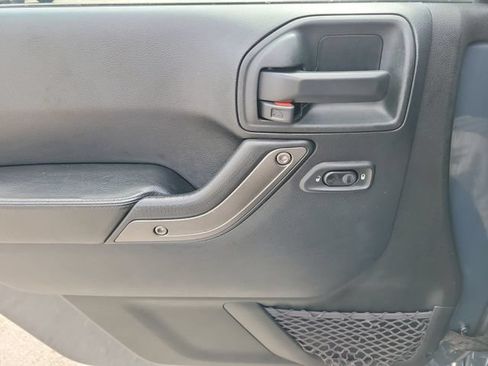 Used 2017 Jeep Wrangler Unlimited Sport AWD/4WD image 18