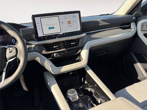 New 2026 Ford Explorer Platinum w/ LUX Leather Package image 11