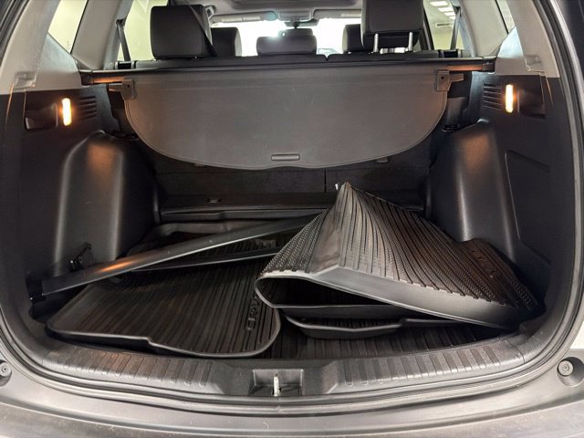 Used 2020 Honda CR-V Touring image 13