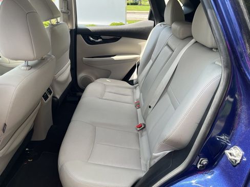 Used 2019 Nissan Rogue Sport SL w/ Premium Package FWD image 25