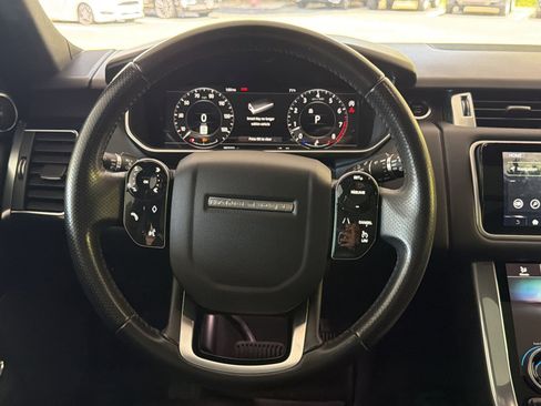 Used 2019 Land Rover Range Rover Sport HSE AWD/4WD image 18