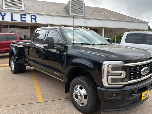 New 2026 Ford F350 Platinum AWD/4WD image 1