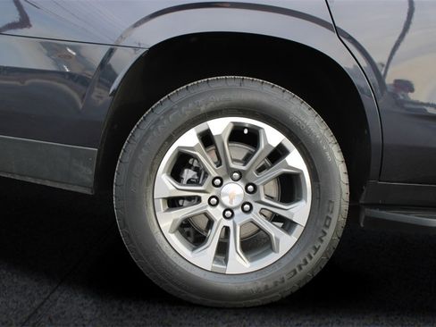 Used 2025 Chevrolet Tahoe LT image 12