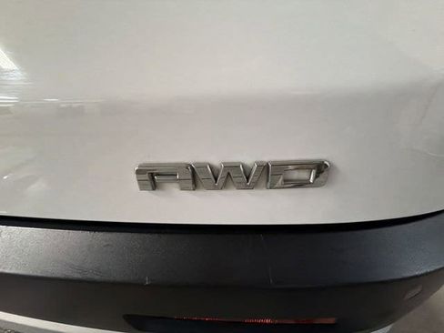 Used 2019 GMC Acadia SLT image 30