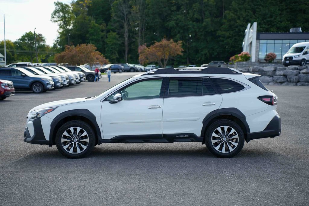 Used 2023 Subaru Outback Touring XT AWD/4WD image 8