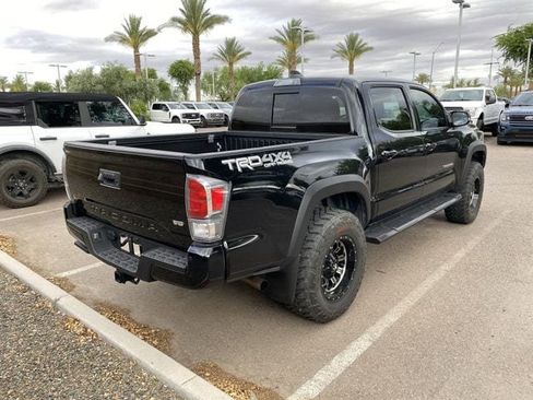 Used 2020 Toyota Tacoma TRD Off-Road w/ TRD Premium Off Road Package AWD/4WD image 4