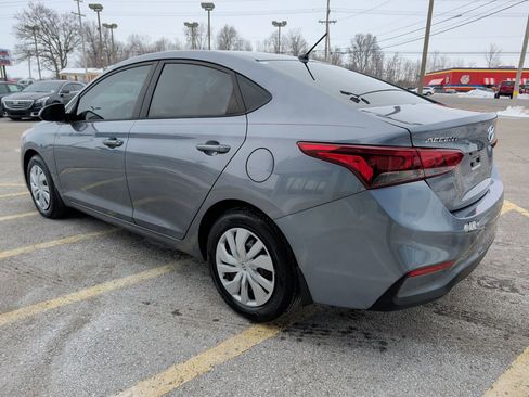 Used 2019 Hyundai Accent SE image 5