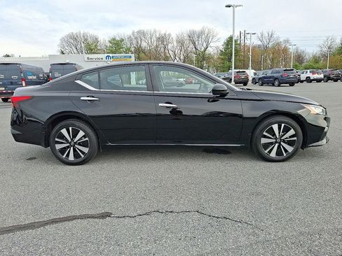 Used 2022 Nissan Altima 2.5 SV image 8