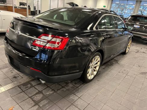 Used 2017 Ford Taurus Limited image 3