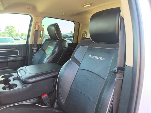 Used 2021 RAM 2500 Laramie AWD/4WD image 25
