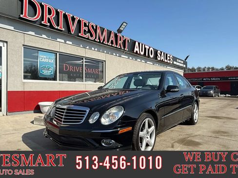 Used 2009 Mercedes-Benz E 350 4MATIC Sedan image 1