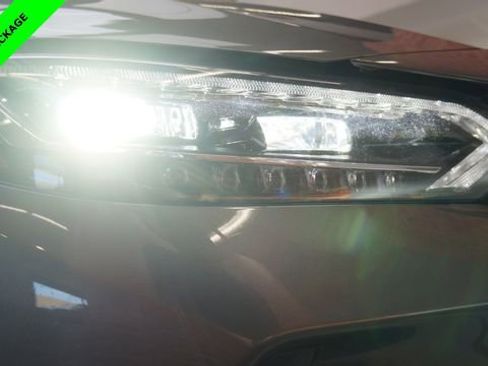 Certified 2023 Nissan Sentra SR w/ SR Premium Package image 60