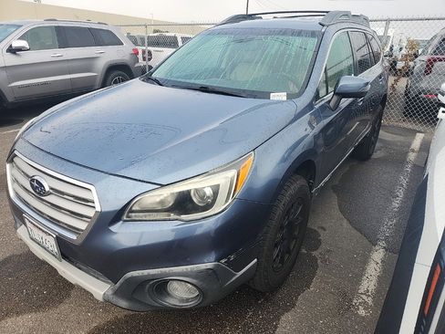 Used 2015 Subaru Outback 3.6R Limited image 3