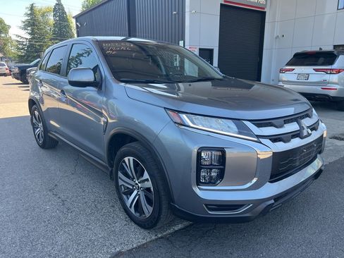 Used 2025 Mitsubishi Outlander Sport ES AWD/4WD image 1