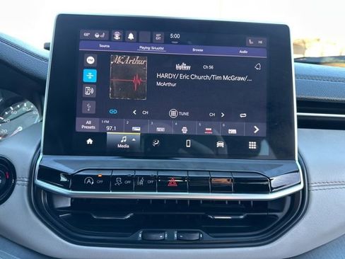 Certified 2022 Jeep Compass Limited image 31