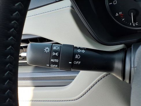New 2026 Subaru Forester Premium image 19