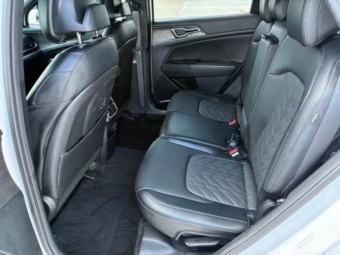 Used 2025 Kia Sportage X-Line w/ Premium Package AWD/4WD image 11