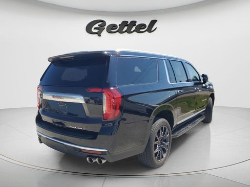 Used 2024 GMC Yukon XL Denali w/ Advanced Technology Package image 4