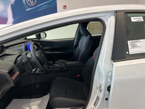 New 2026 Toyota Prius Plug-In Hybrid image 12