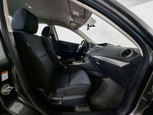 Used 2011 MAZDA MAZDA3 i Touring FWD image 28