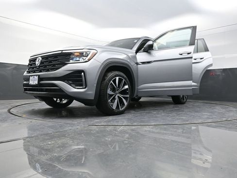 New 2026 Volkswagen Atlas SEL Premium R-Line image 31