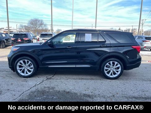 Used 2023 Ford Explorer Platinum w/ Technology Package image 2