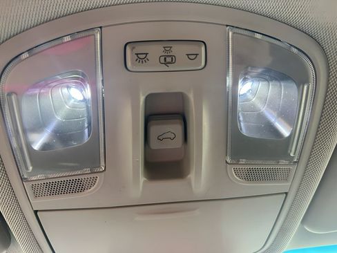 Used 2021 Hyundai Kona Limited w/ Cargo Package FWD image 25