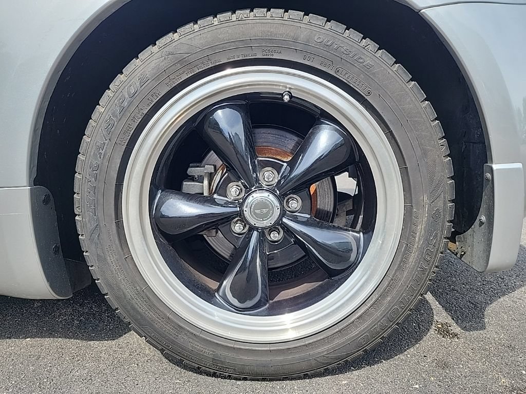 Used 2005 Nissan 350Z Enthusiast RWD image 28