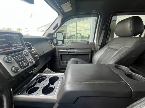 Used 2015 Ford F250 Platinum AWD/4WD image 19