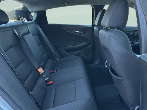 Used 2024 Chevrolet Malibu LT FWD image 31