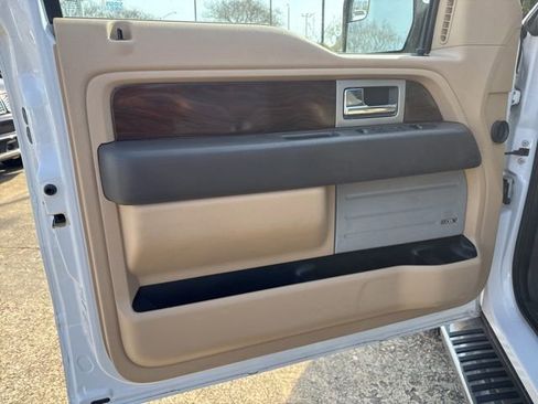 Used 2012 Ford F150 Lariat w/ Lariat Chrome Pkg image 23