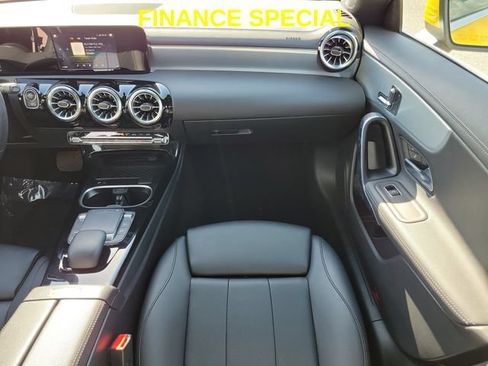 Used 2022 Mercedes-Benz CLA 250 image 14