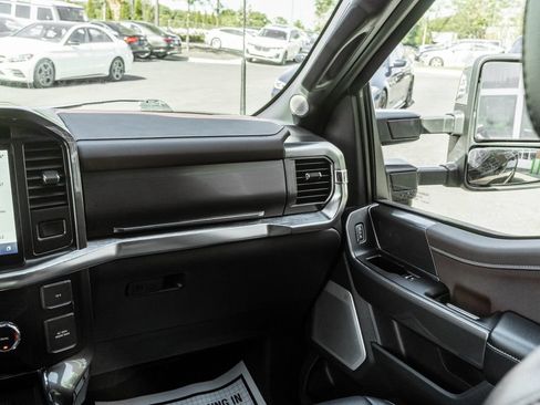 Used 2022 Ford F150 Lariat w/ Equipment Group 502A High AWD/4WD image 15