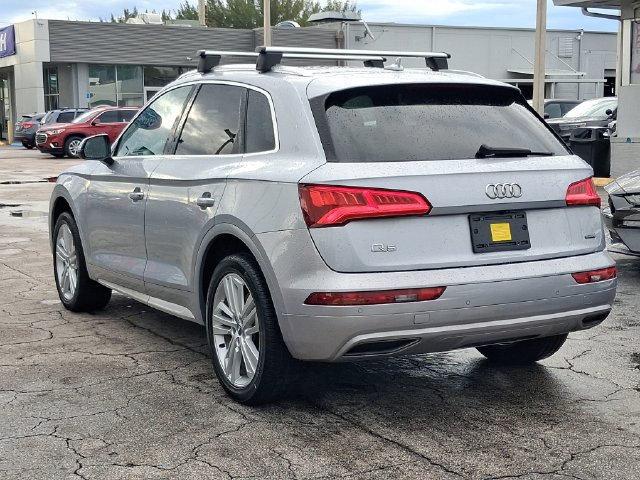 Used 2019 Audi Q5 2.0T Premium Plus w/ Premium Plus Package AWD/4WD image 3
