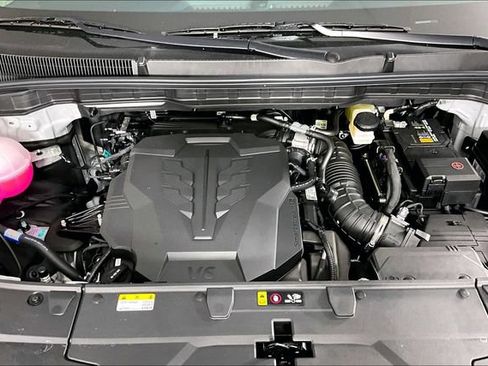 New 2026 Kia Carnival EX FWD image 2