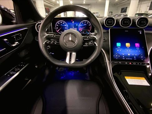 Used 2025 Mercedes-Benz C 300 Sedan image 5