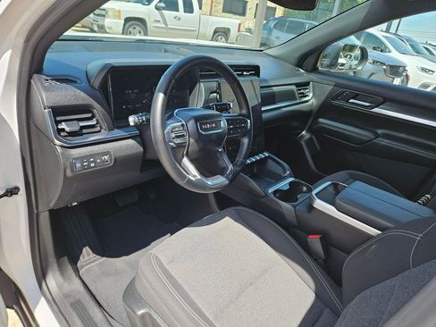 Used 2025 GMC Terrain Elevation AWD/4WD image 13