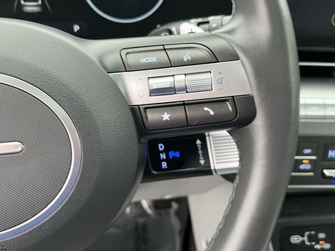 Certified 2025 Hyundai Kona Limited image 22