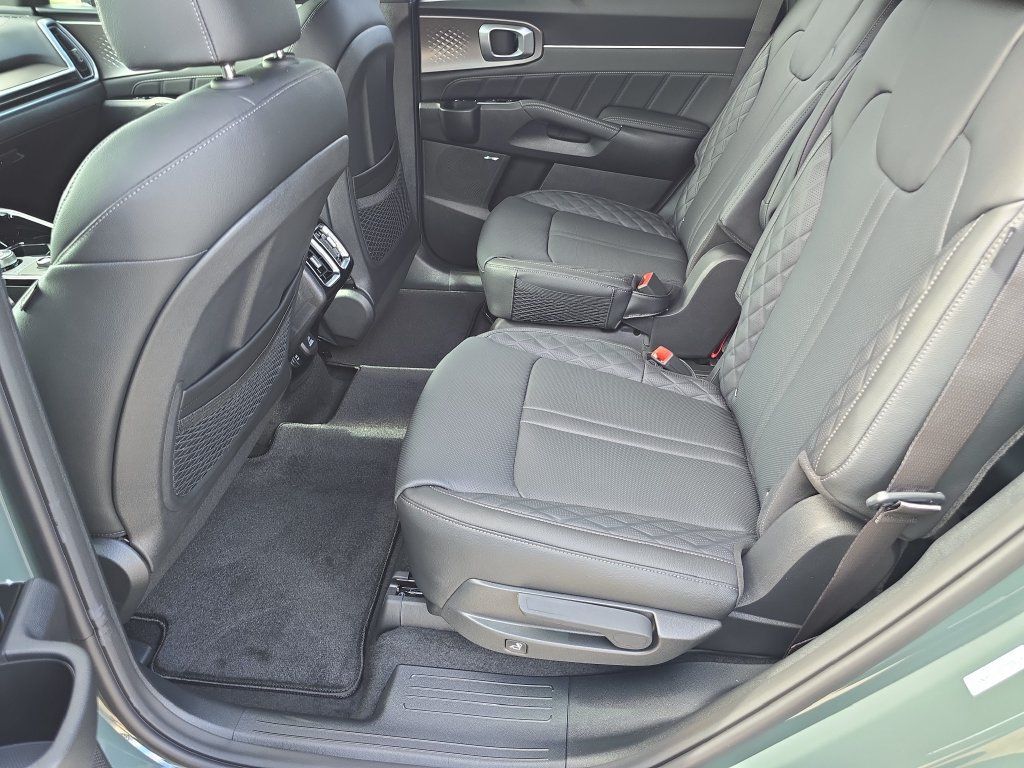 New 2026 Kia Sorento SX Prestige AWD/4WD image 16