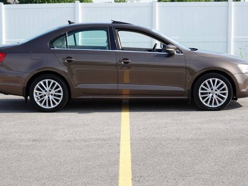 Used 2014 Volkswagen Jetta TDI FWD image 24