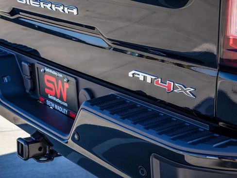 New 2025 GMC Sierra 1500 AT4X image 12