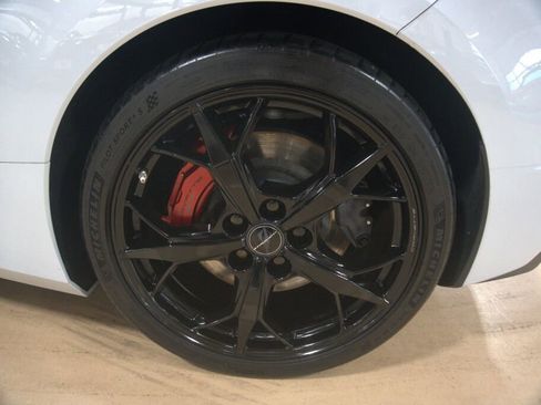 Used 2020 Chevrolet Corvette Stingray Premium Cpe w/ 3LT Preferred Equipment Group RWD image 34