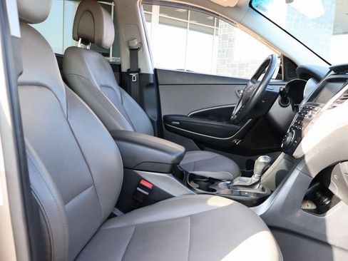 Used 2017 Hyundai Santa Fe Sport image 10