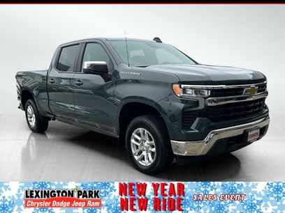 Used 2025 Chevrolet Silverado 1500 LT w/ Leather Package