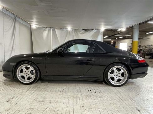 Used 2001 Porsche 911 Carrera 4 image 11