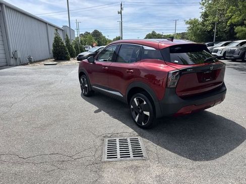 New 2026 Nissan Kicks SR FWD image 7